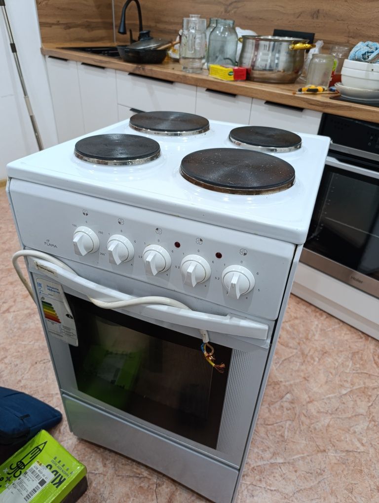 ЭлектроПлита продам
