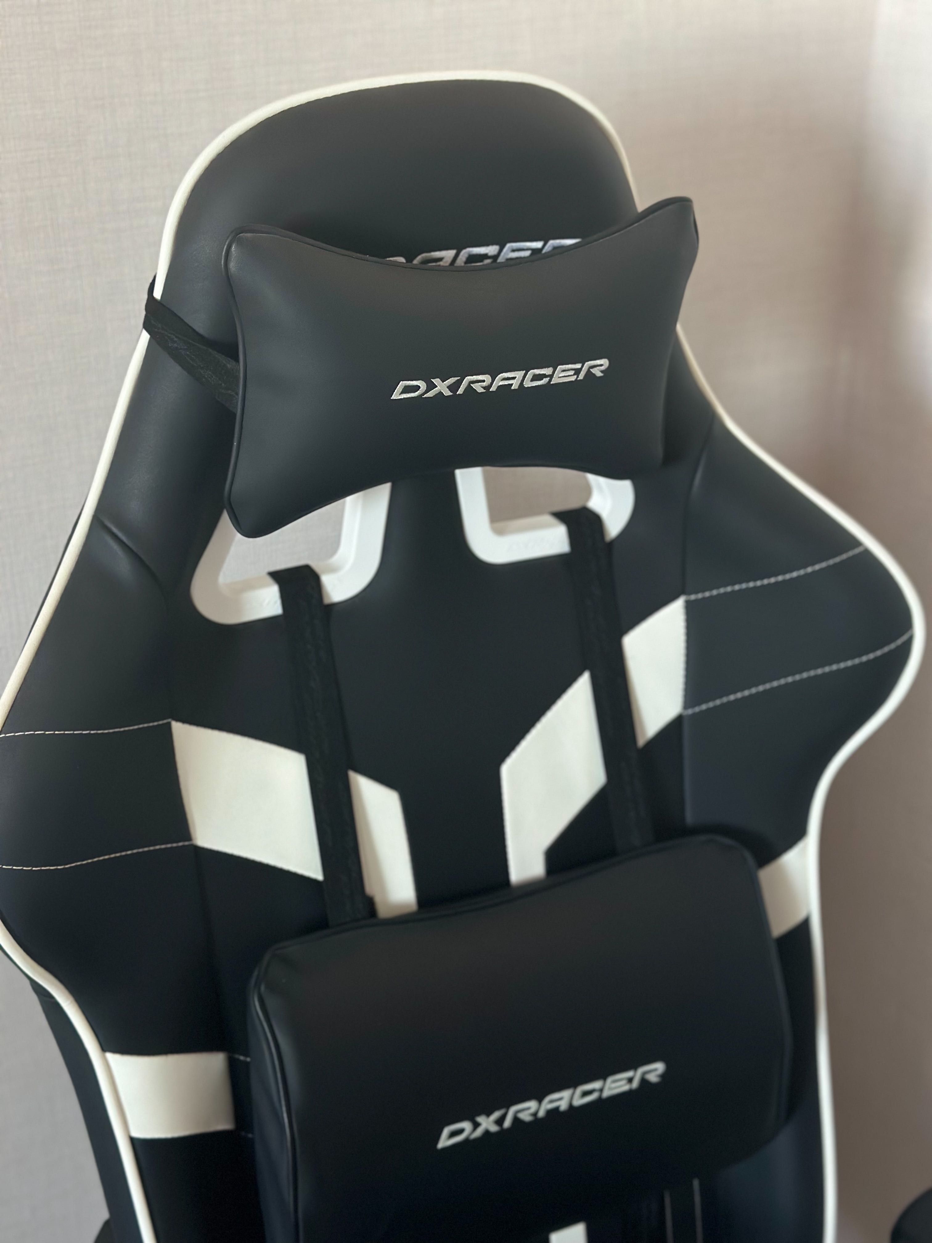 Игровое кресло DXRacer prince.
