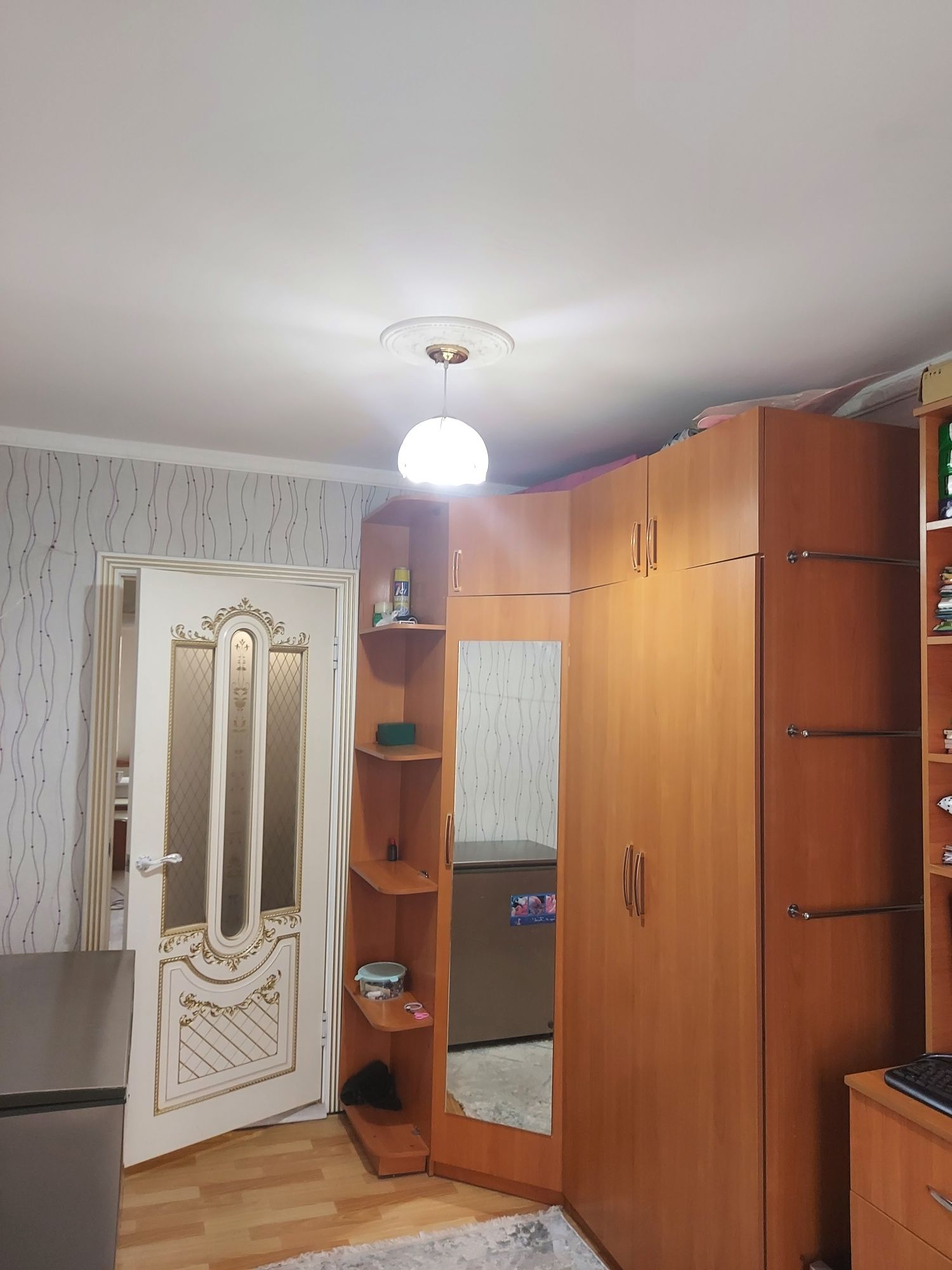 Продается 3 комнатная. Срочно,  торг