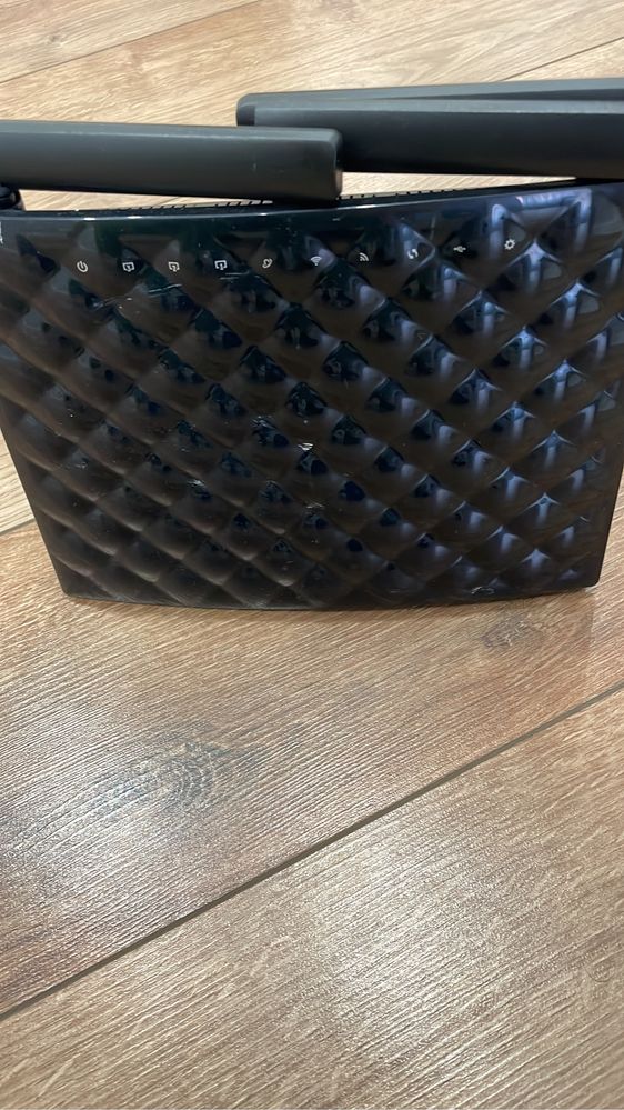 Tenda Wi-Fi router