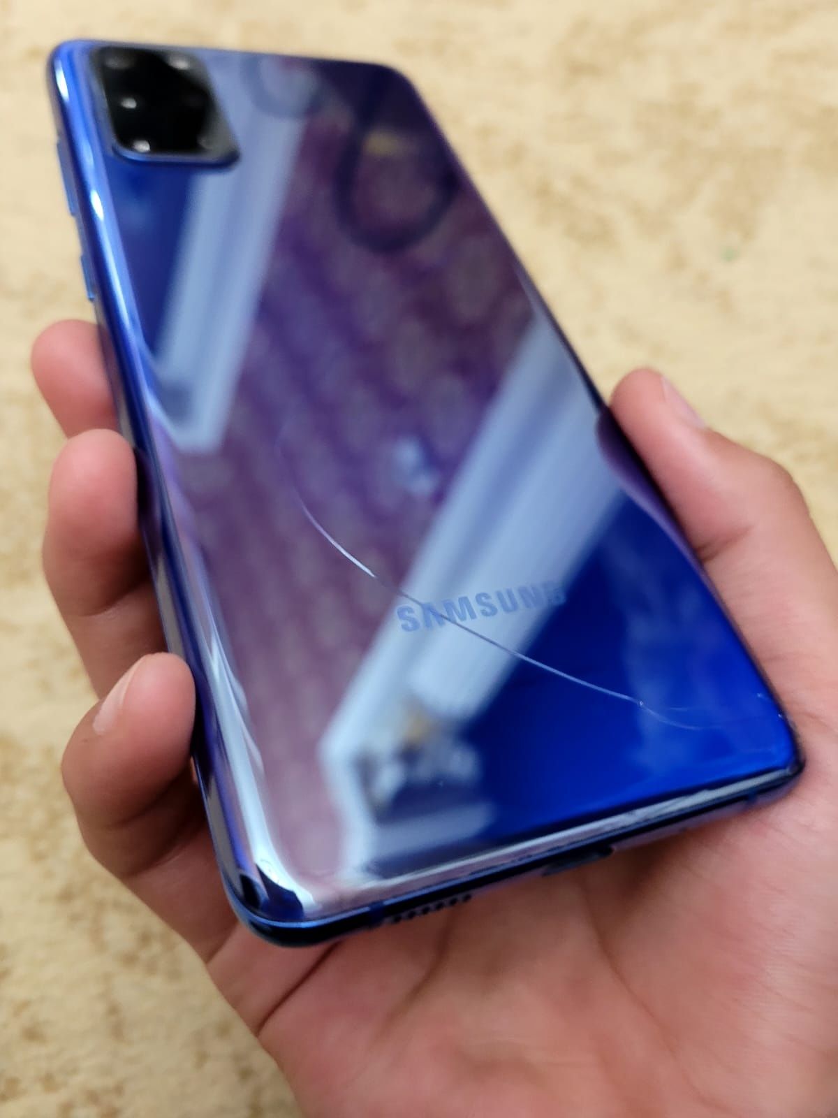 Samsung Galaxy S20 plus