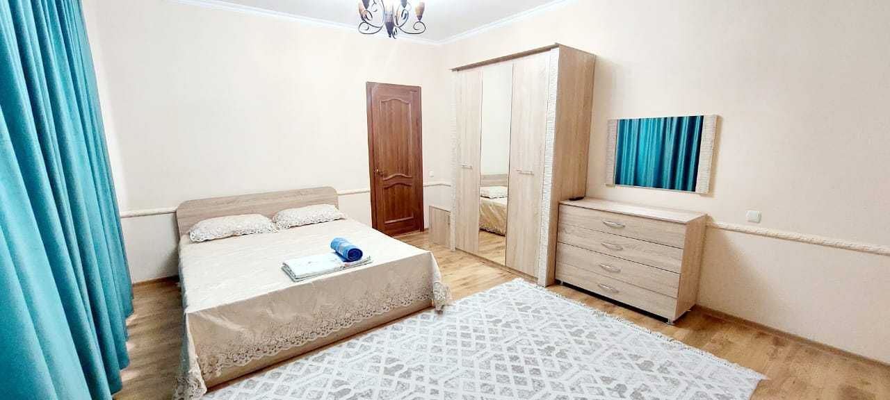 Сдаётся 4-х комн. кв. в самом центре Кызылорды