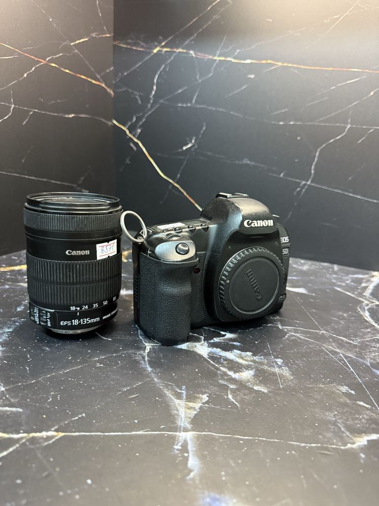 Canon EOS 5D фотоаппарат
