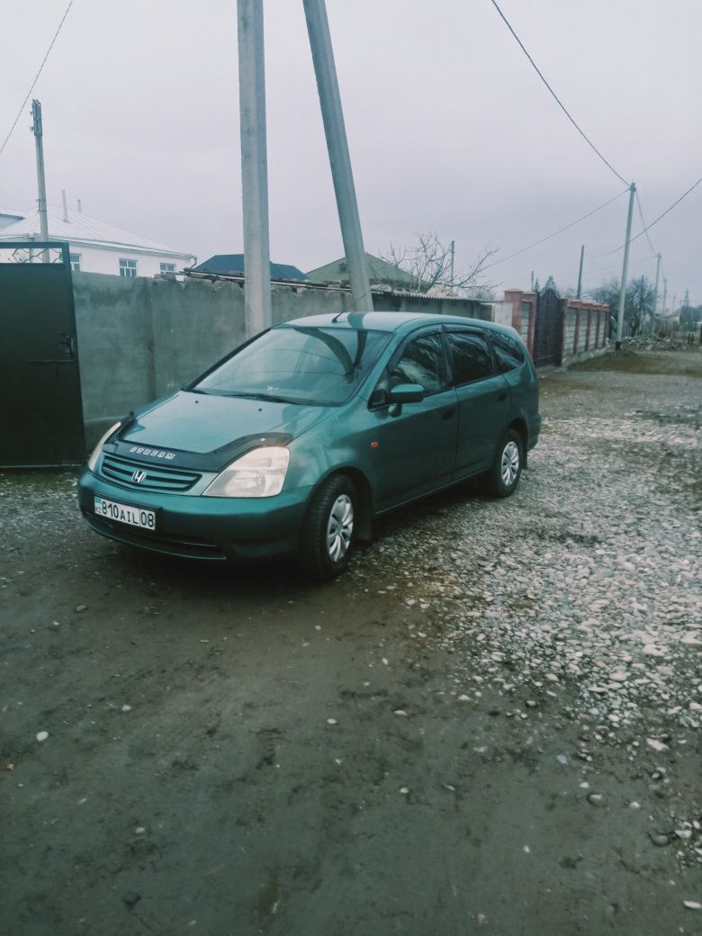 Семейное авто,в хорошем состояний не капризная без вложений,вариант на
