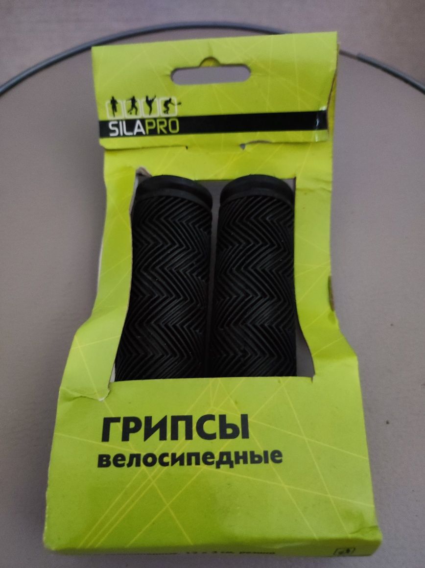 Аксессуары для велика -чехол для сидения,бутылкодержат,насос,грипсы