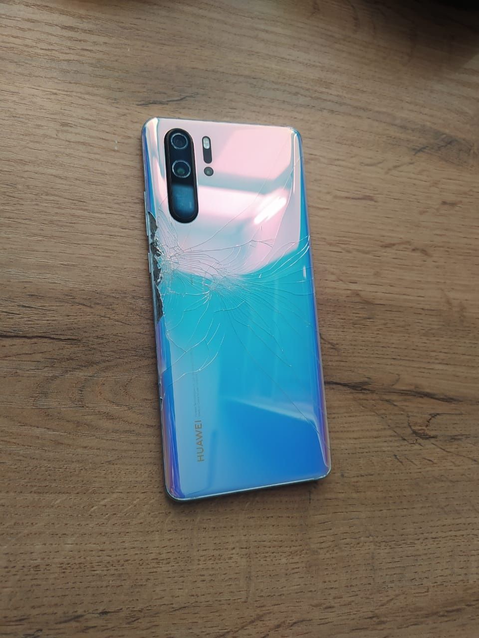 Обменяю Huawei P30 Pro 256 гб