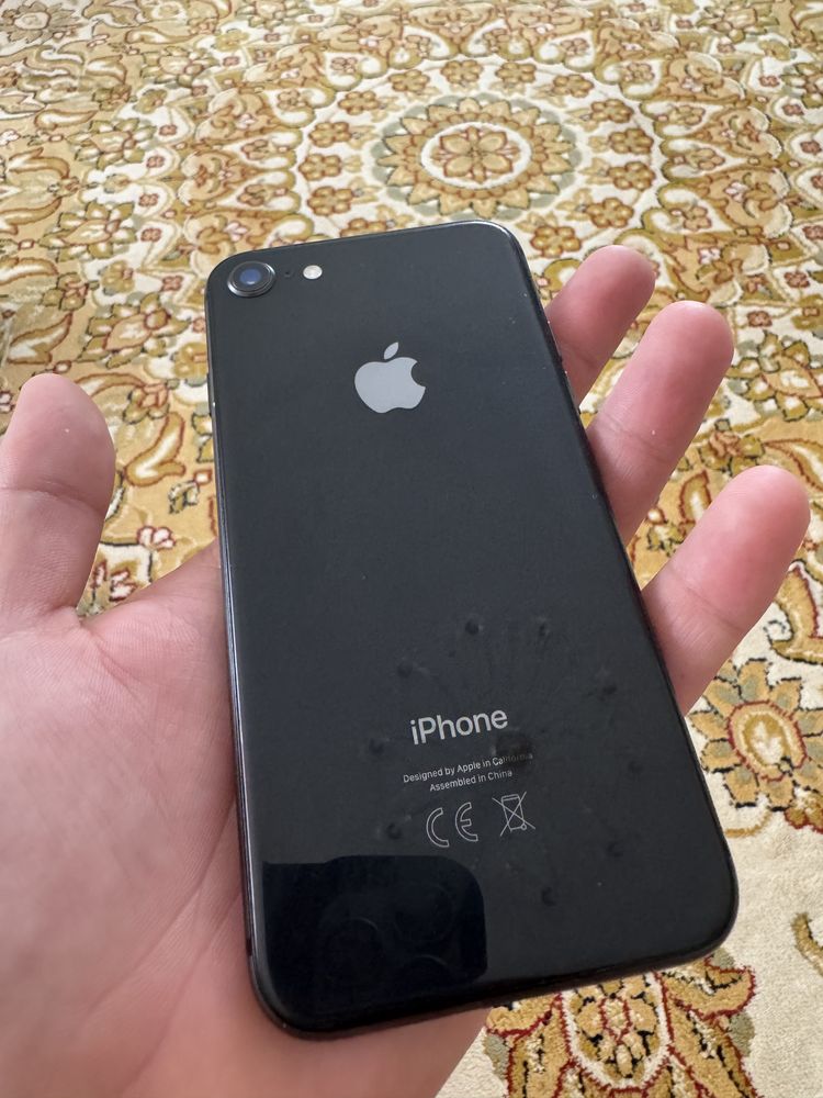 Iphone 8 64 гб….