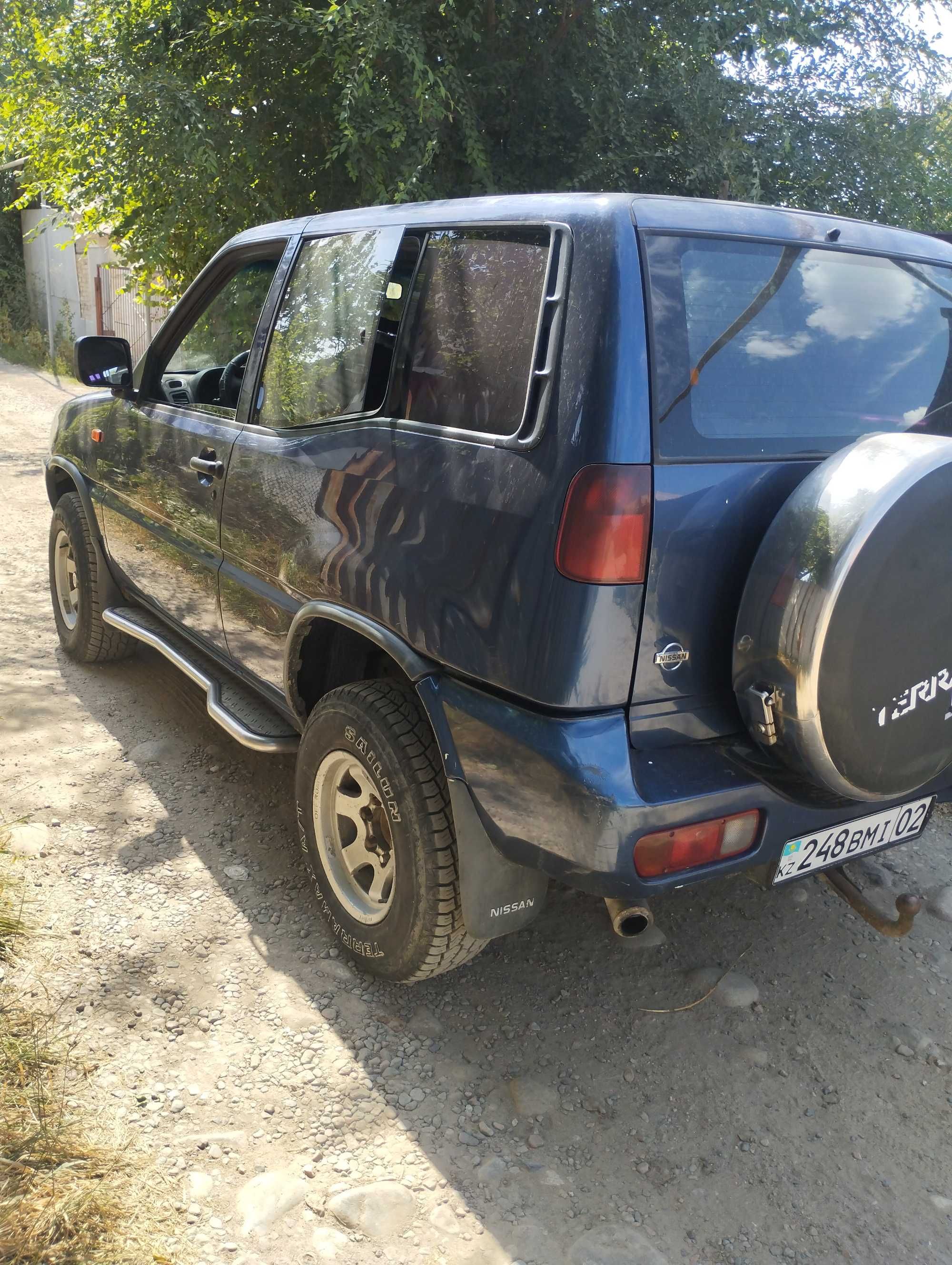 NISSAN TERRANO 1993год выпуска