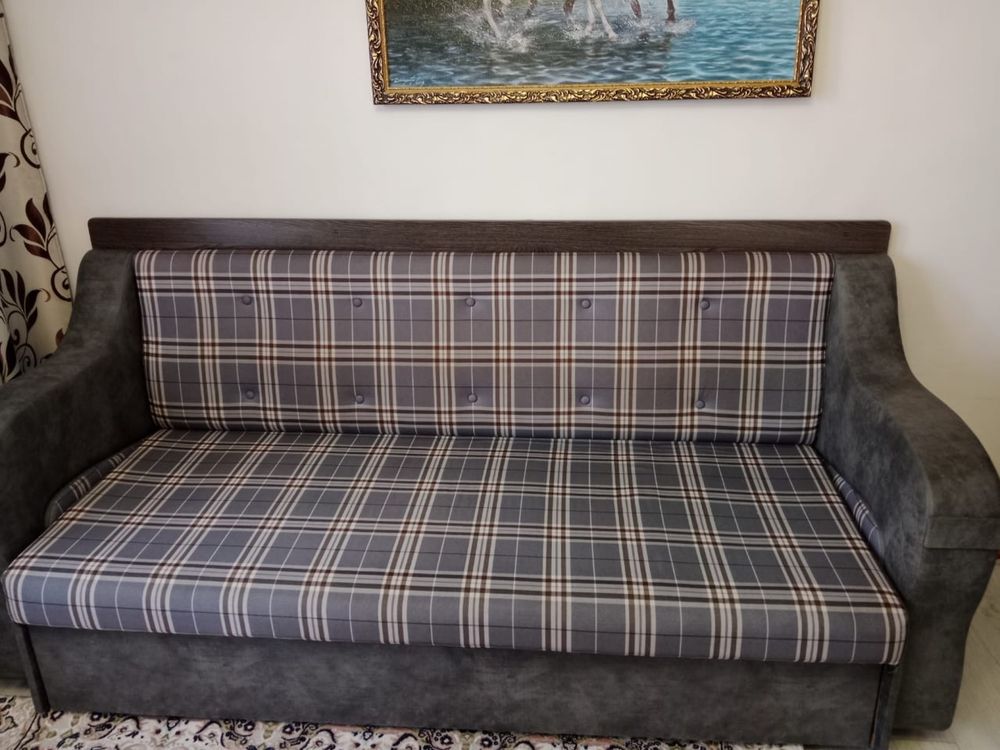 Продам диван-стол 3 в 1