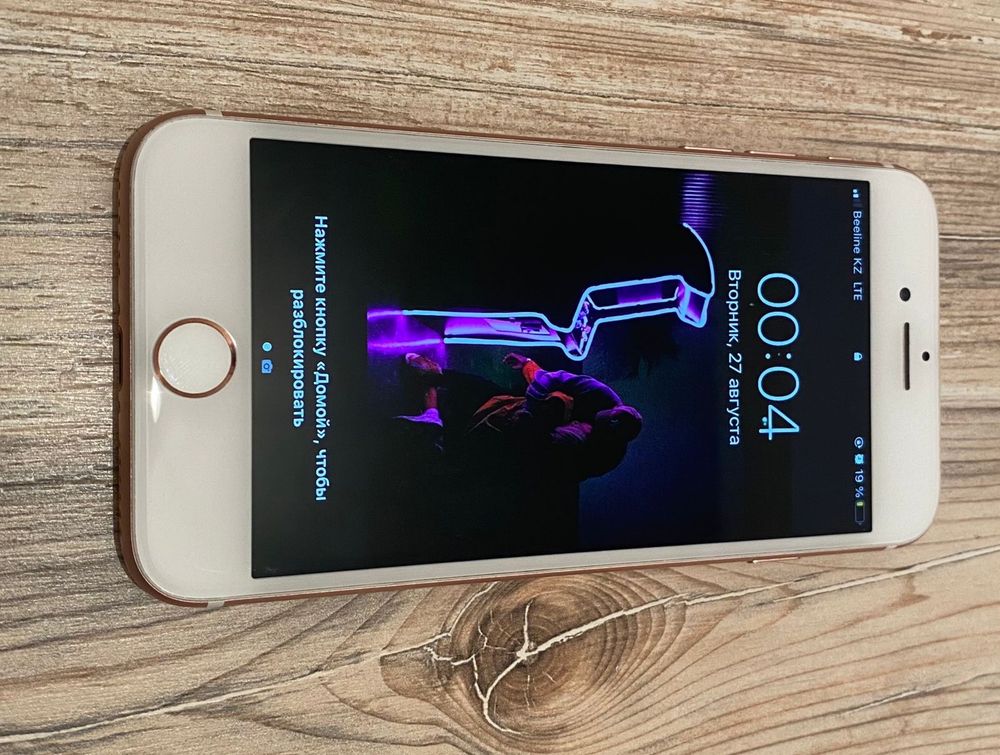 iphone 7 ,в идеальном состояний ,состояние аккамулятора 74% ,