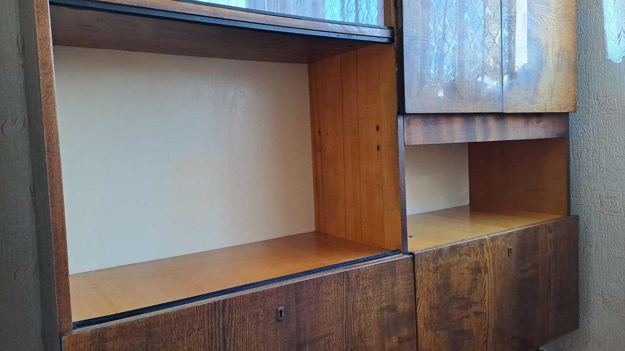 Отличный сервант для летней кухни