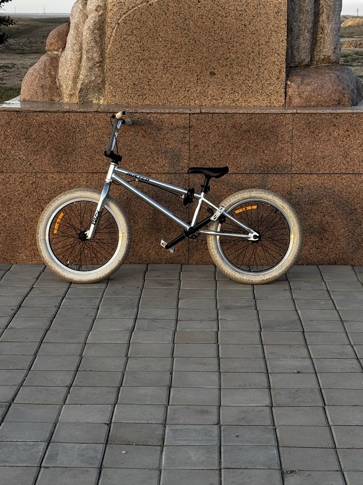 Продам срочно велосипед bmx