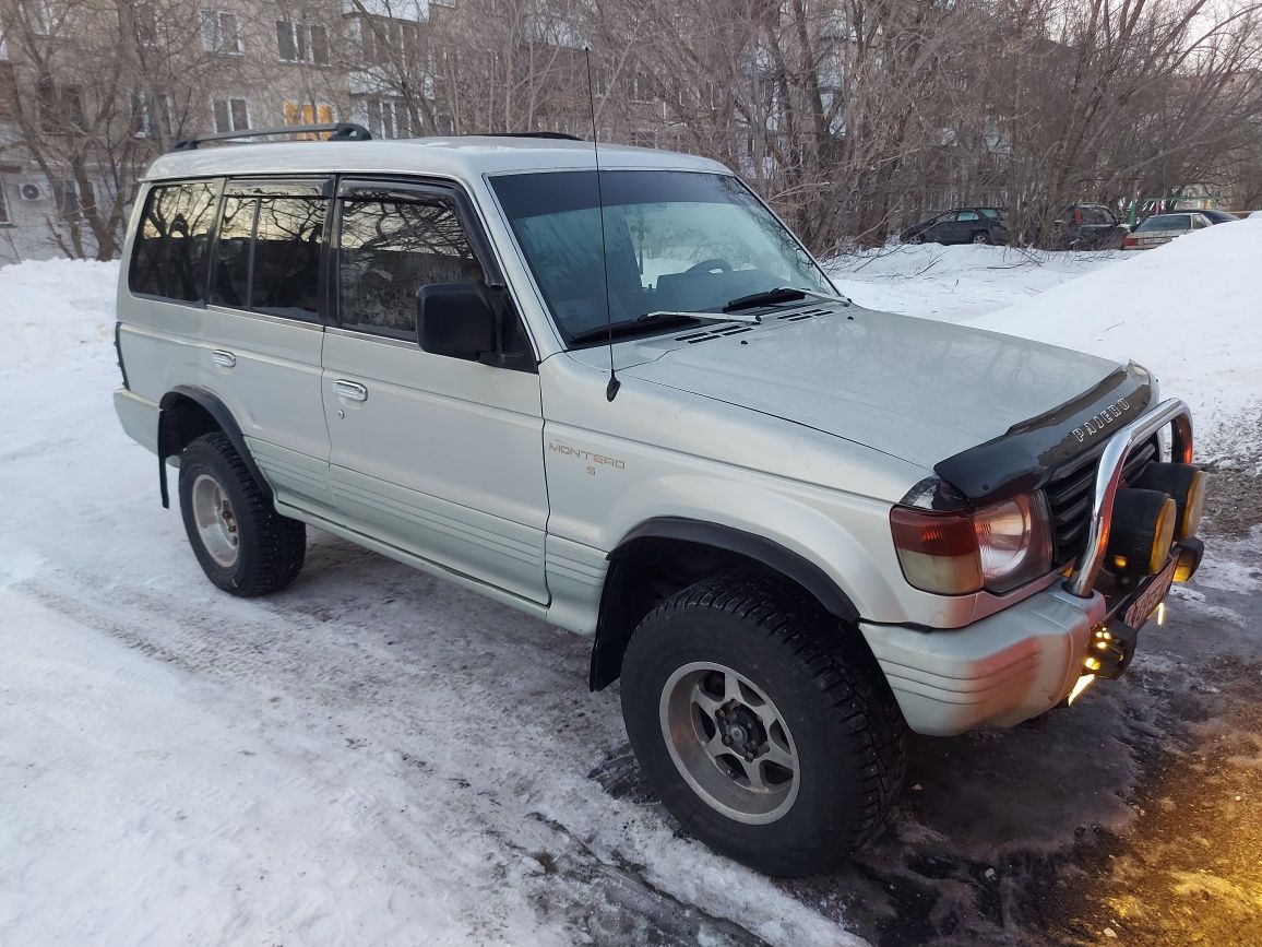 Продам паджеро 2