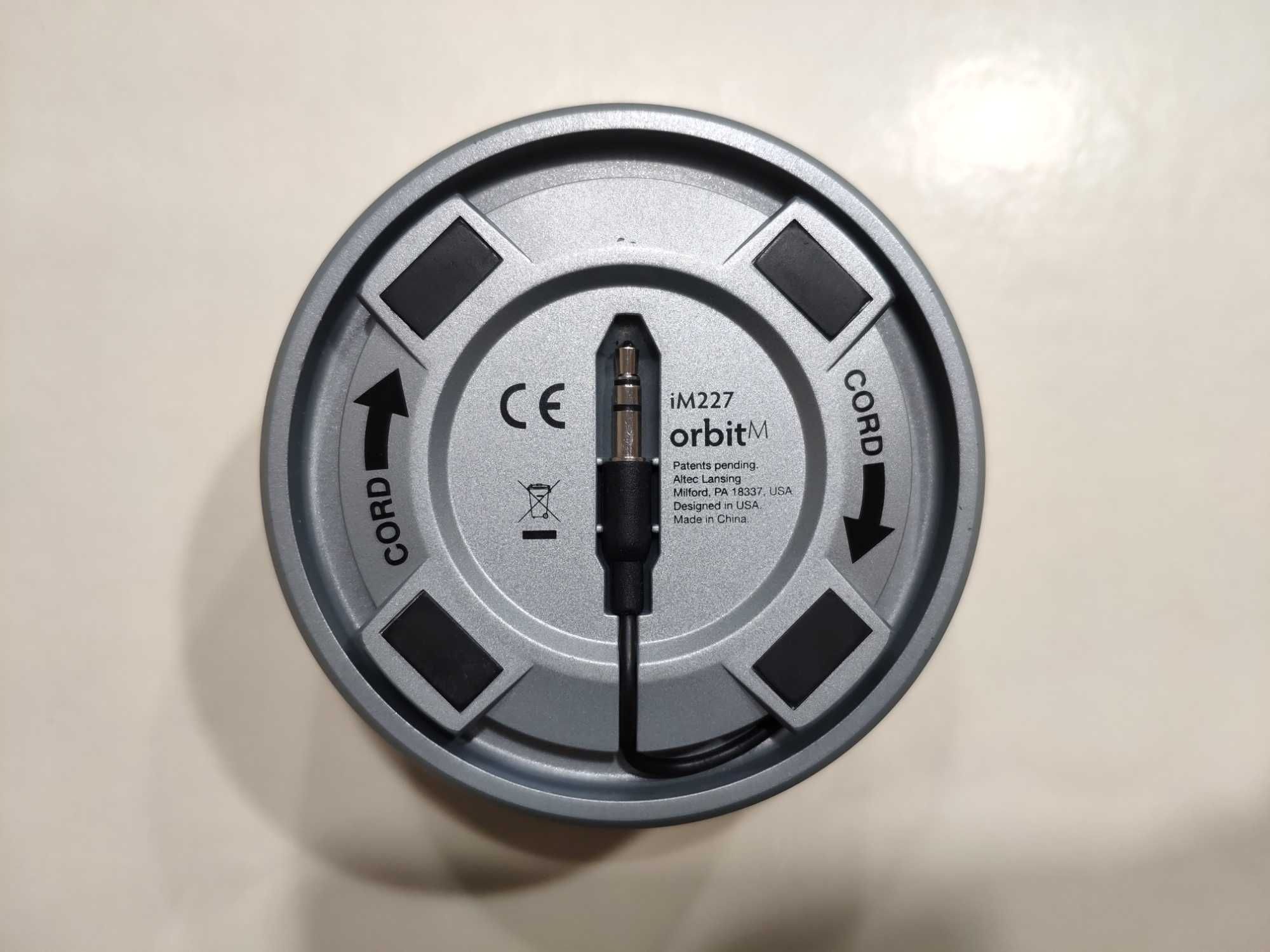 Колонка на мизинчиковых батарейках Altec Lansing iM227 Orbit