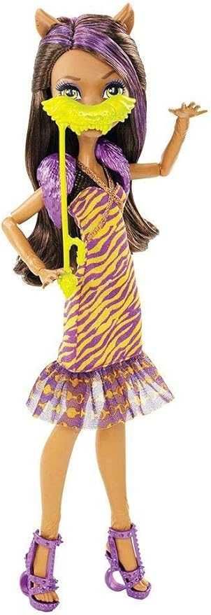 Кукла  Monster High Clawdeen Wolf в отличном состоянии.