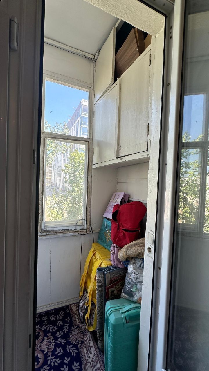 ПРОДАМ квартира-студия.18 кв.балкон.В центре.