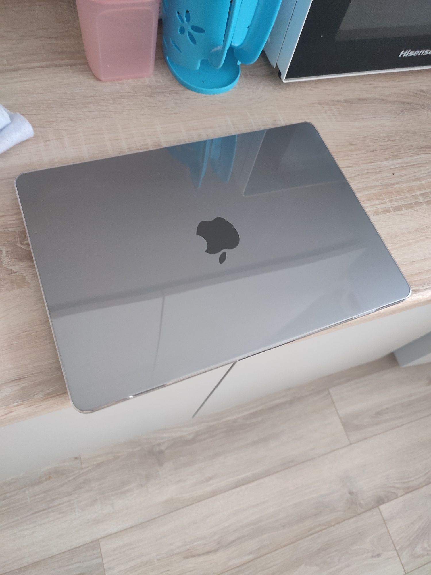 Macbook air 2024, 13.3, m3, 8,256