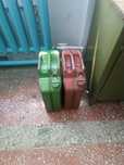 Продам  две канистры под бензин