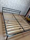 Продам кровать с матрасом 180*200 цена 40000т