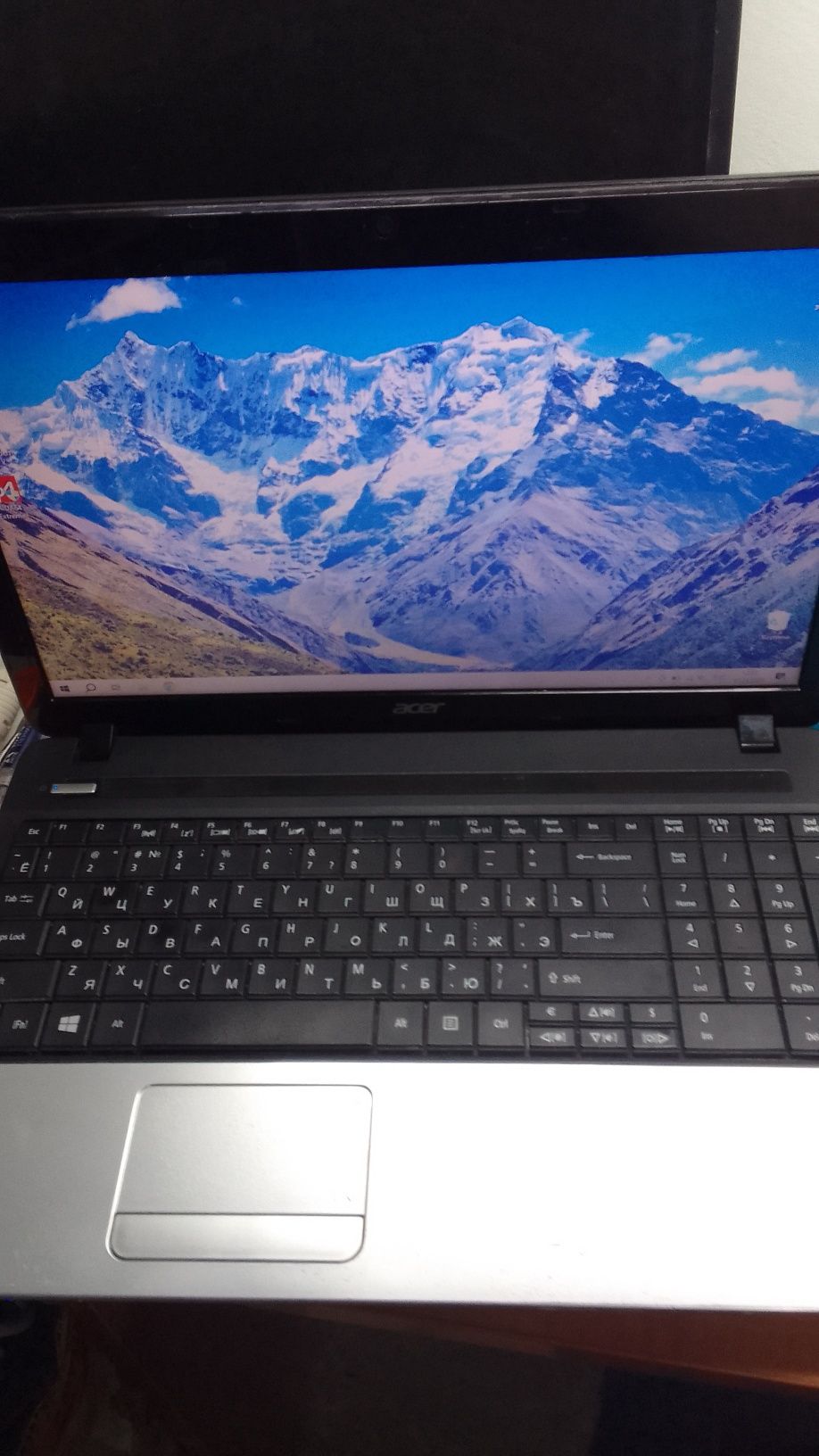 ACER E1-571G. Быстрый, на i5-3 поколения, SSD 256+HDD 1TB