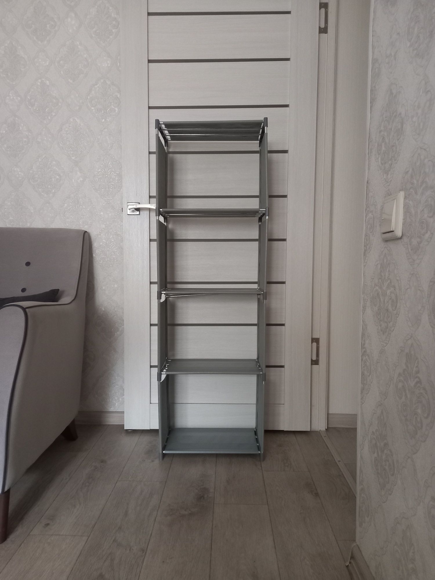 Продам срочно стеллаж.
