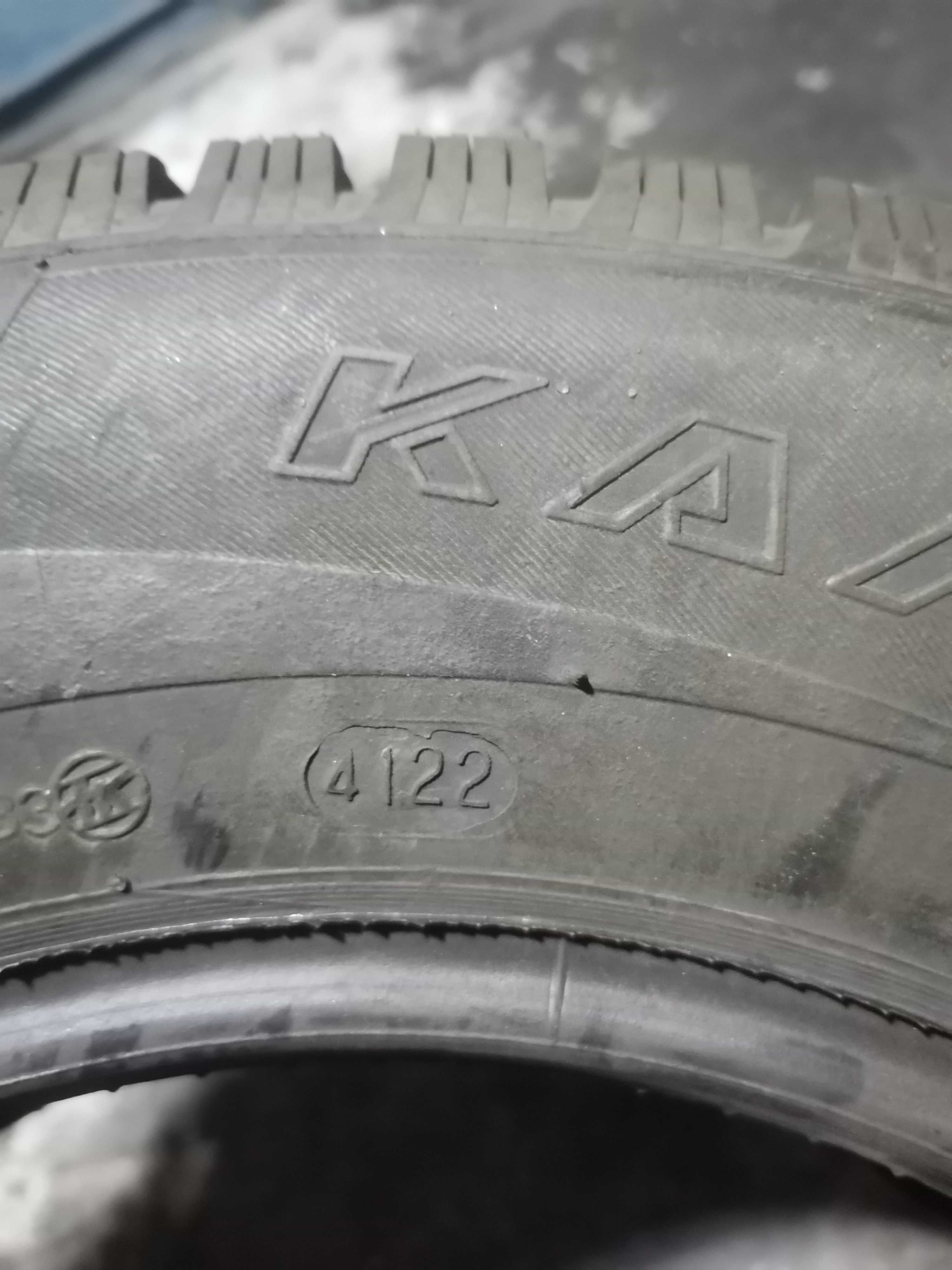 Продам шины 175/70/13 шипы