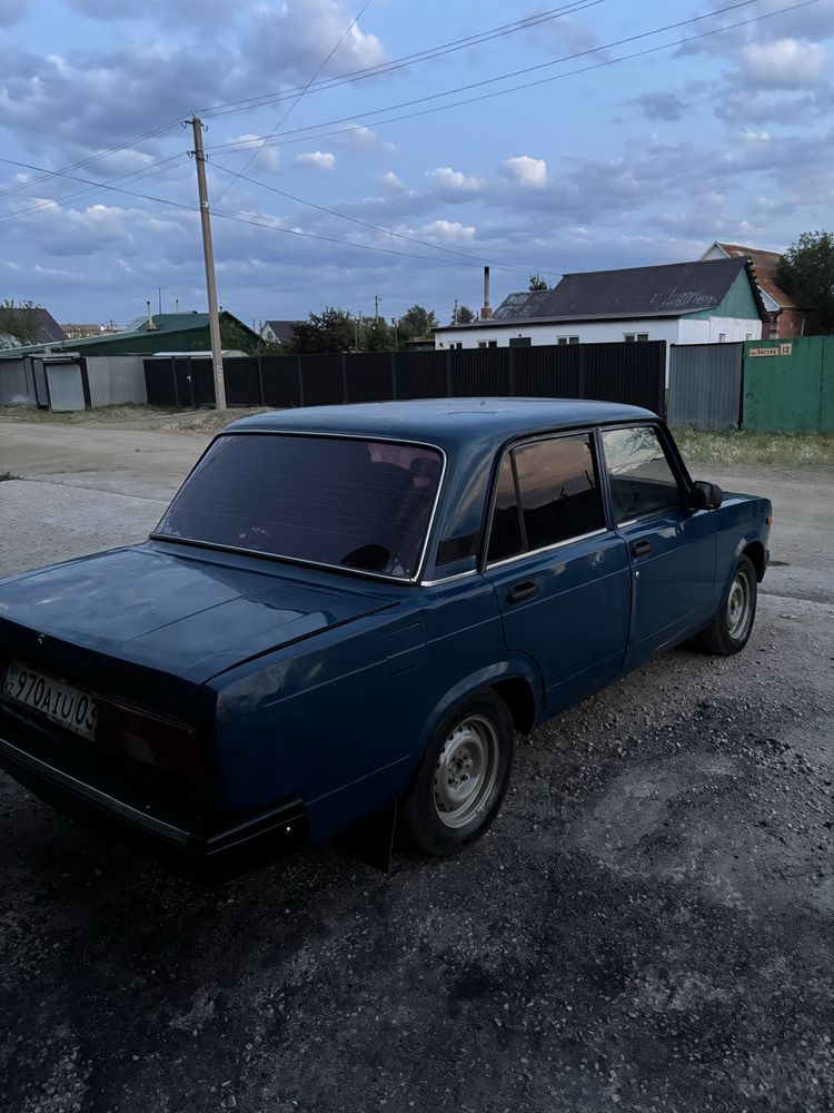 Продам ваз 2105 почти в родном окрасе !