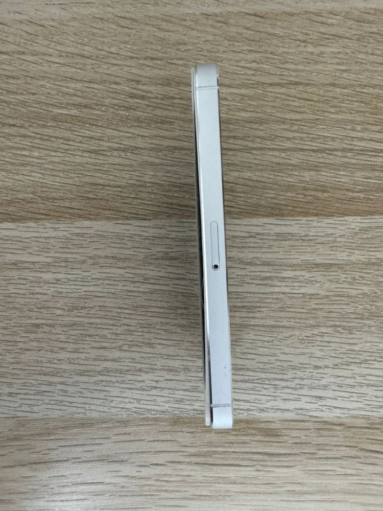 Продам iphone 5 S на запчасти