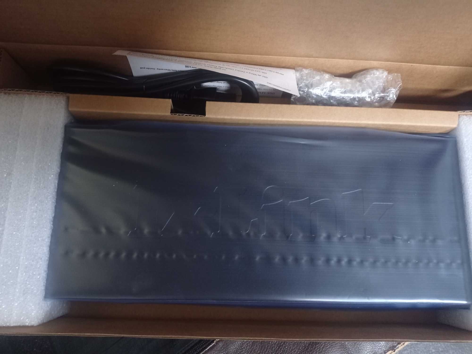 Коммутатор D-Link DGS-1210-28/ME/A2B. Новый!