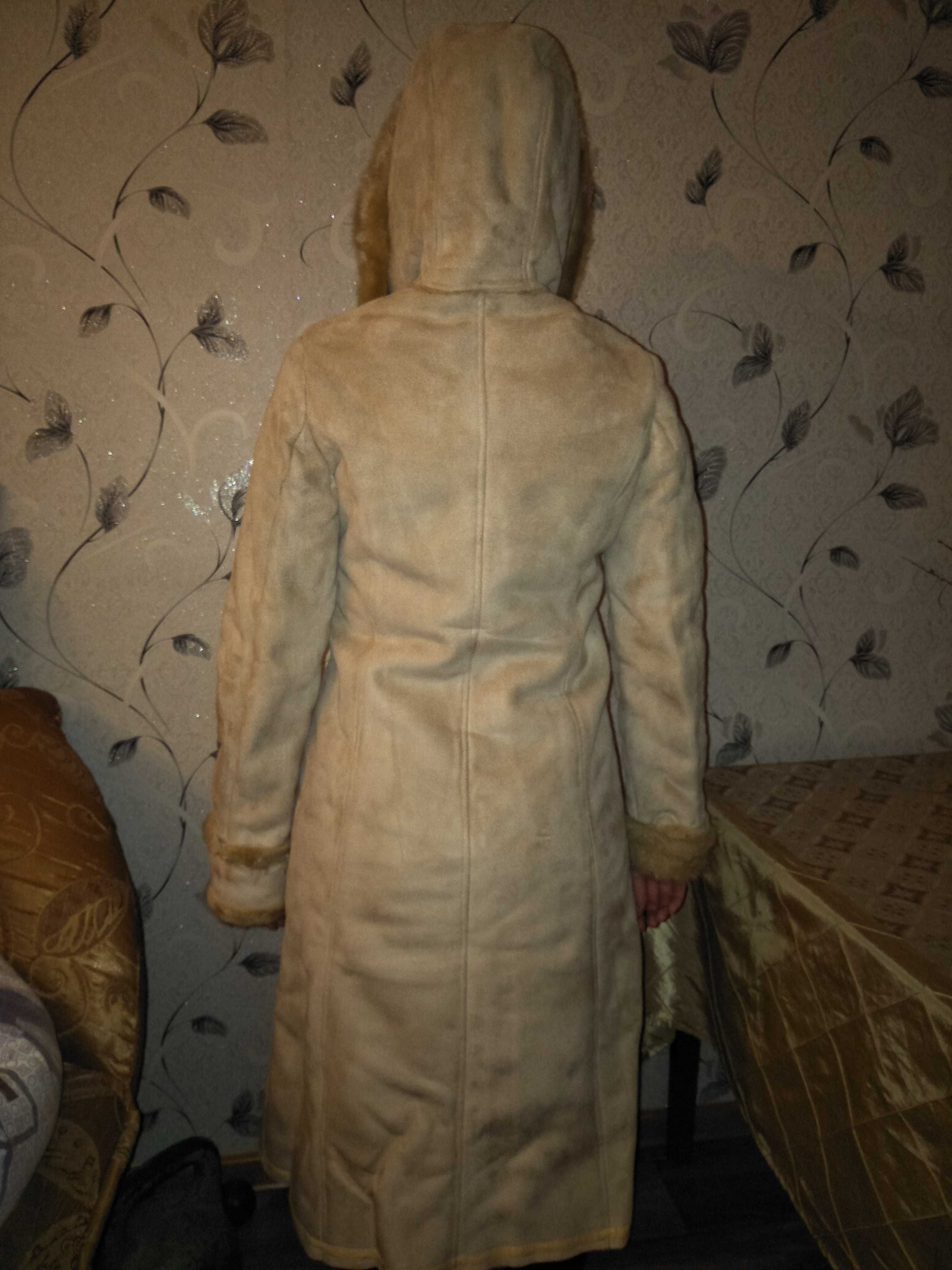 Продам дубленку женскую
