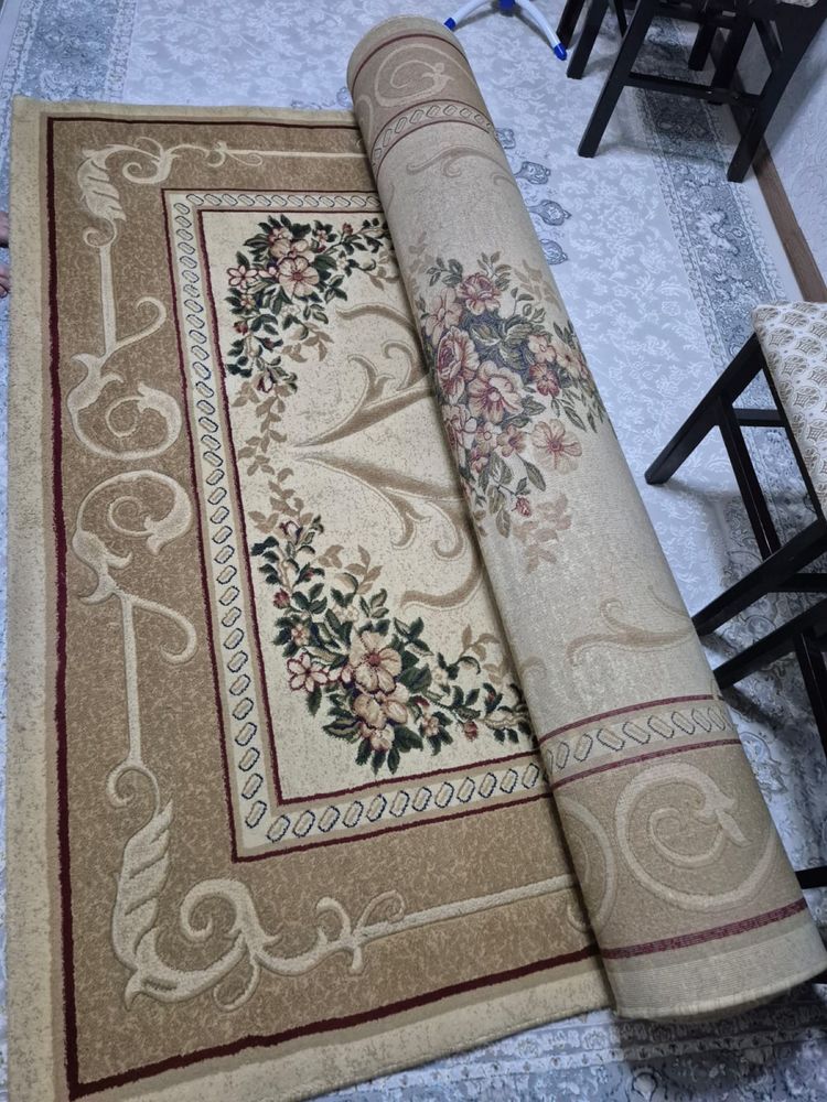 Продам ковер 2×5 м — отличное состояние!