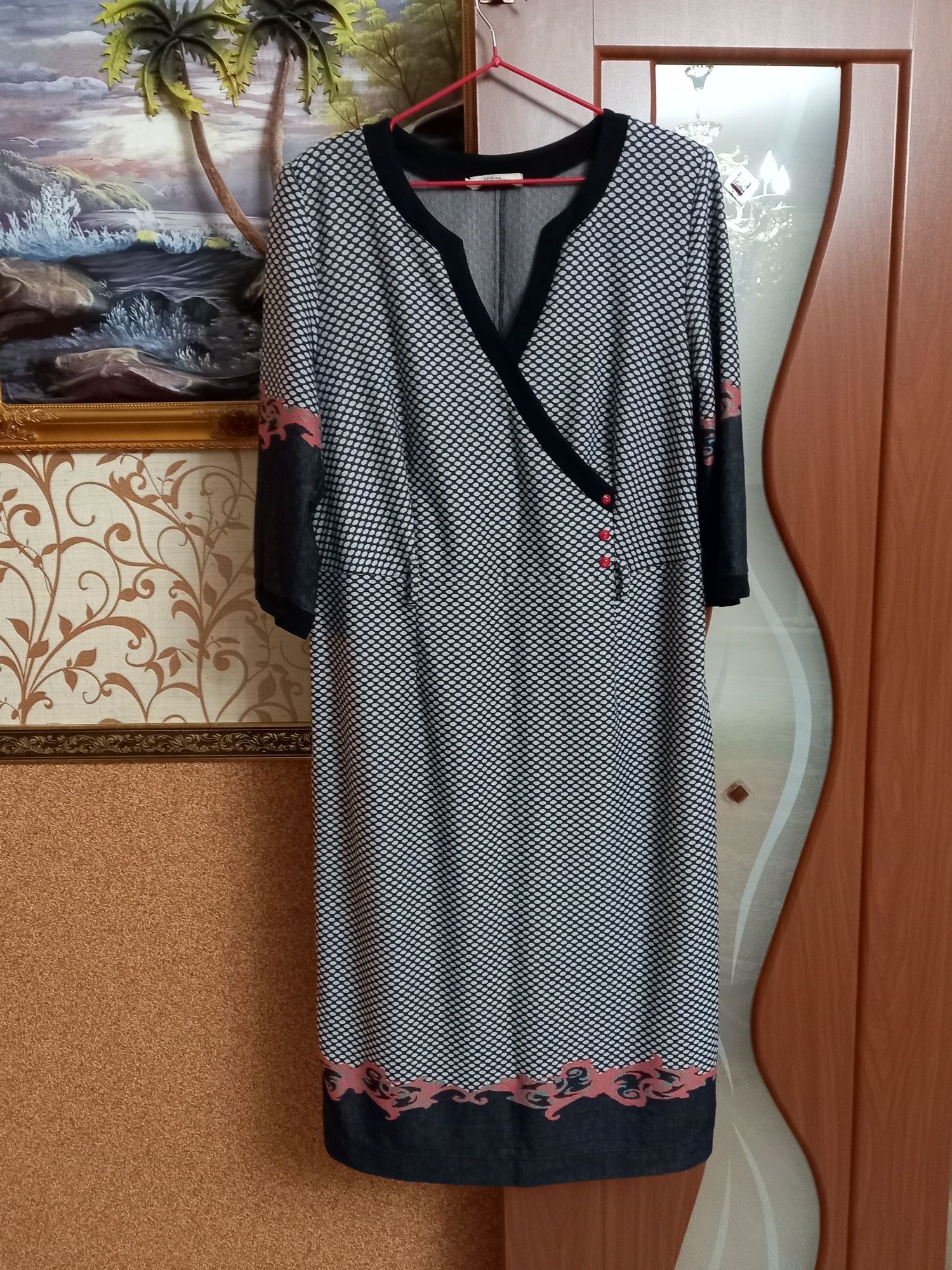 Разгружаю гардероб
