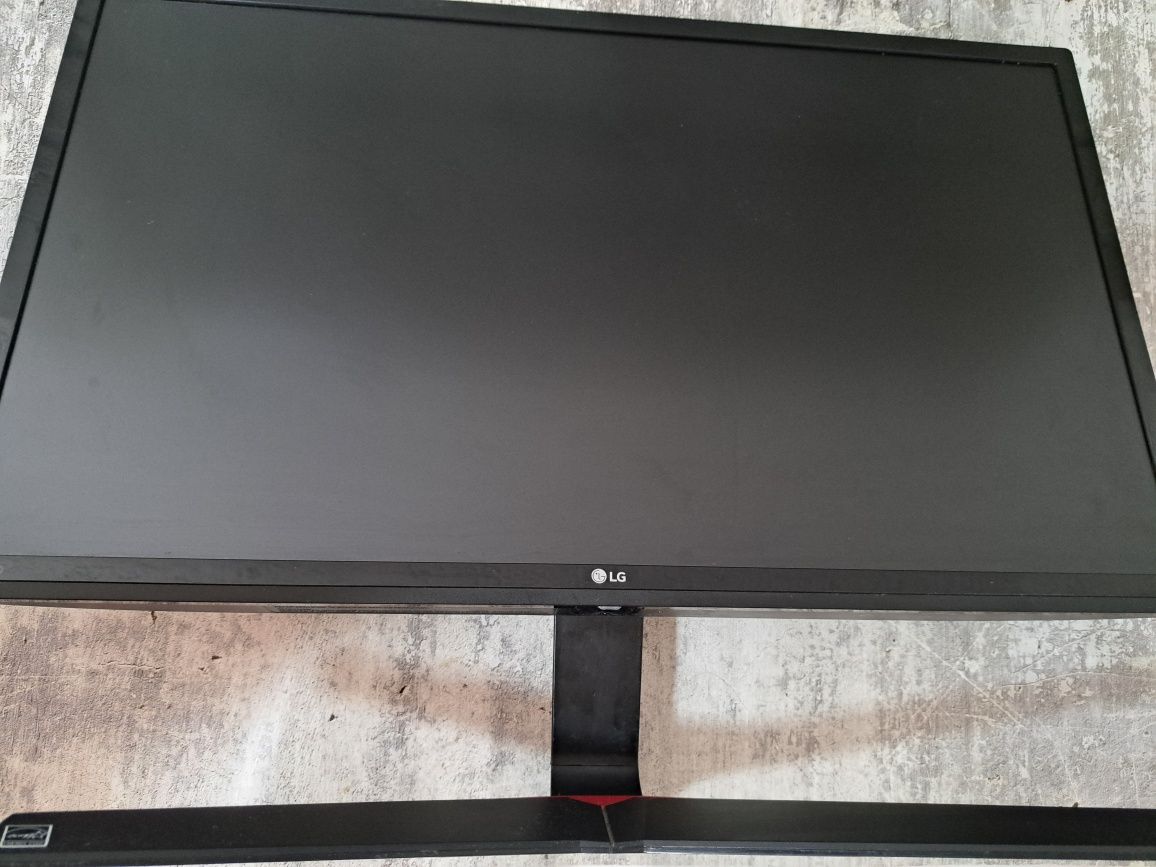 Продам игровой монитор LG 24MP59G-P (идеал)