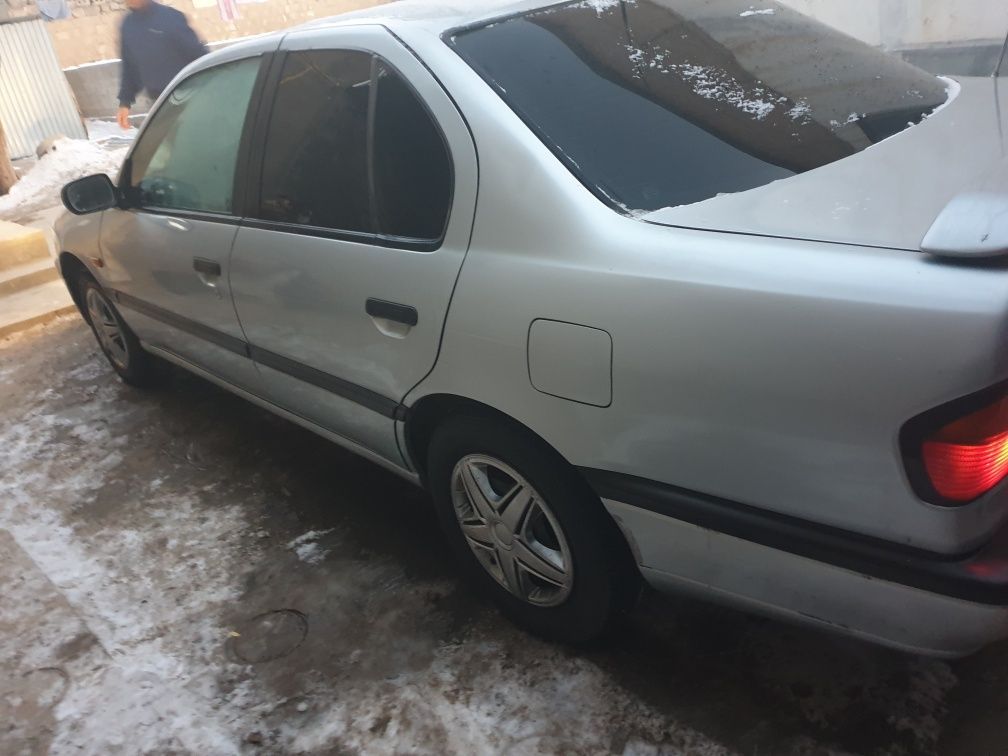 Продается автомобиль ниссан примера