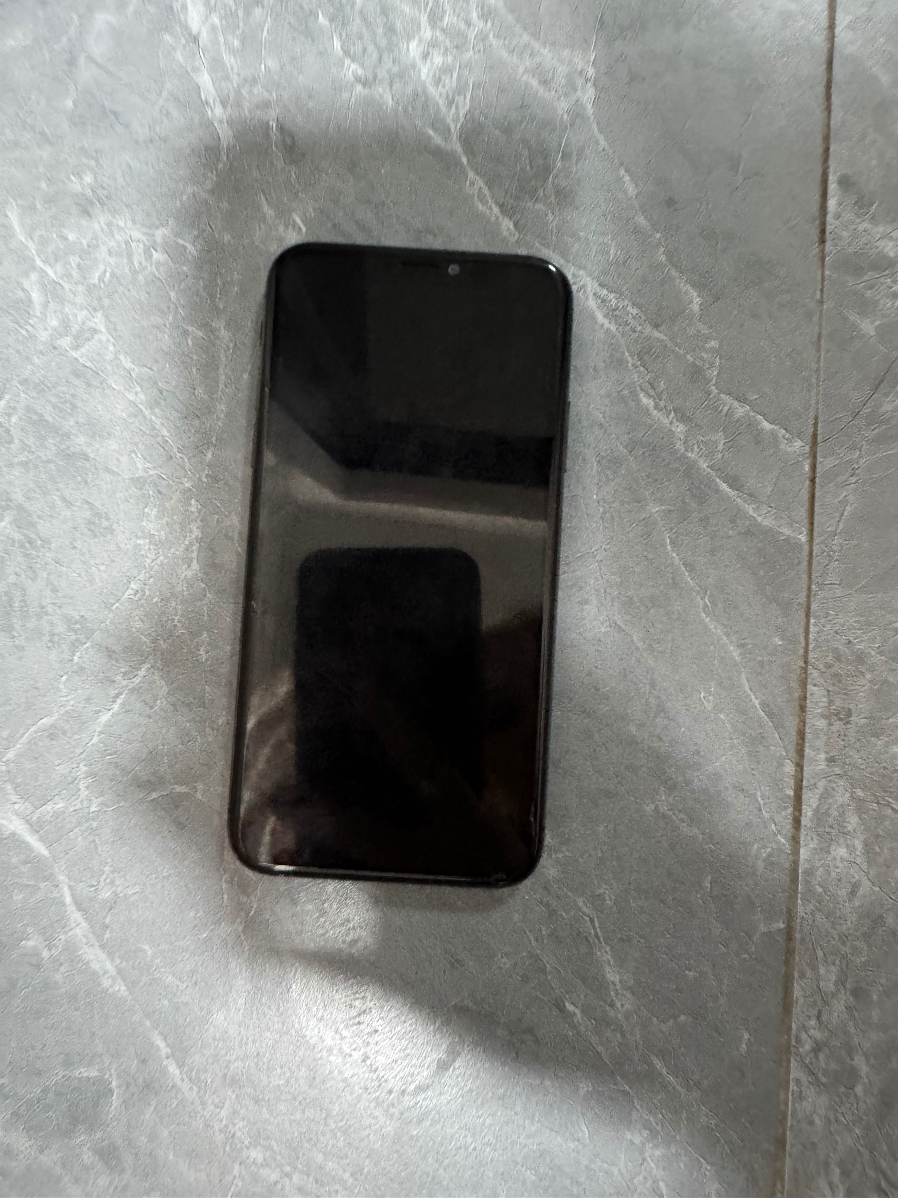 iPhone XS корейская 256 GB