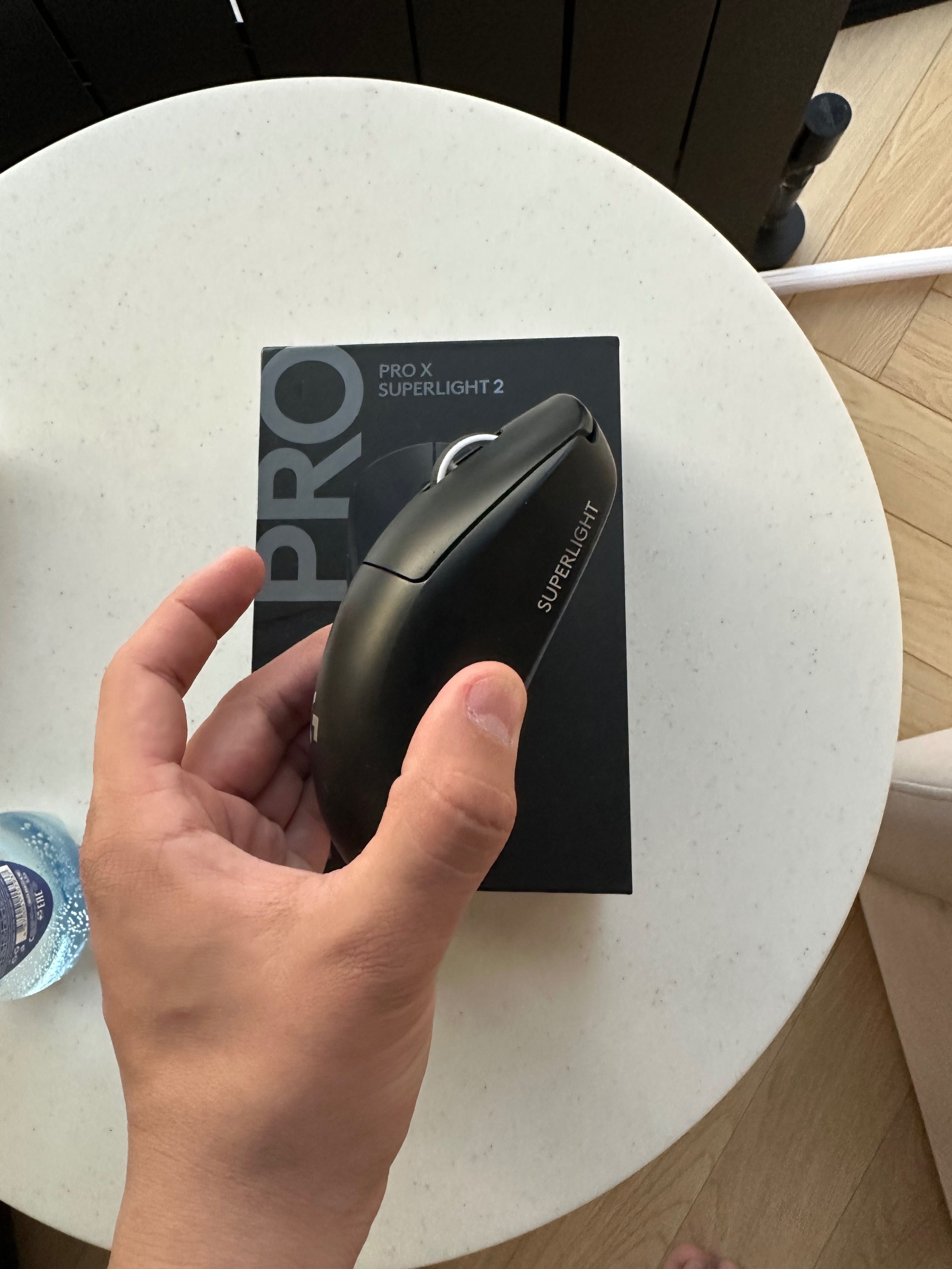 Игровая мышь Logitech G Pro Superlight 2