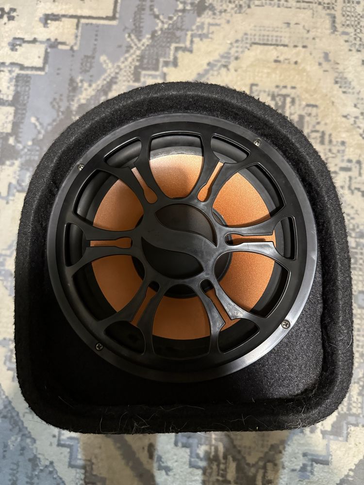 Продам сабуфер Audioline AO 1008D