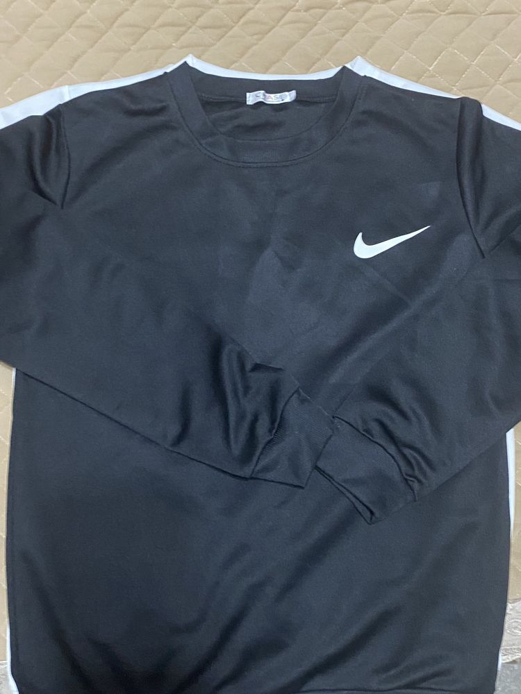 Кофта Nike продам