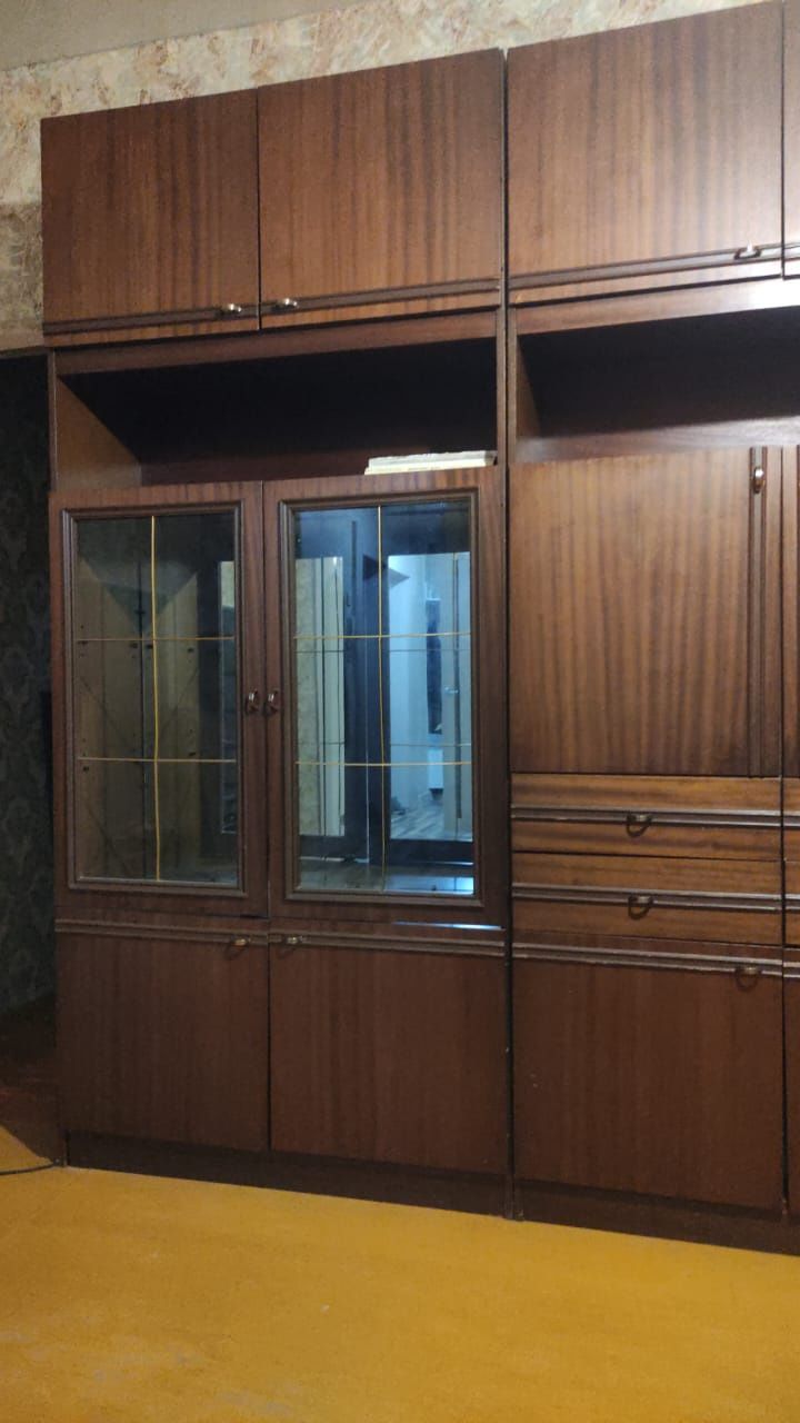 Продам стенку б/у 3.5*2  состояние хорошее,самовывоз