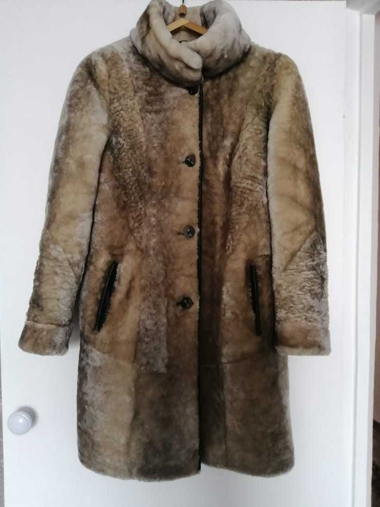Продам шубу мутоновую