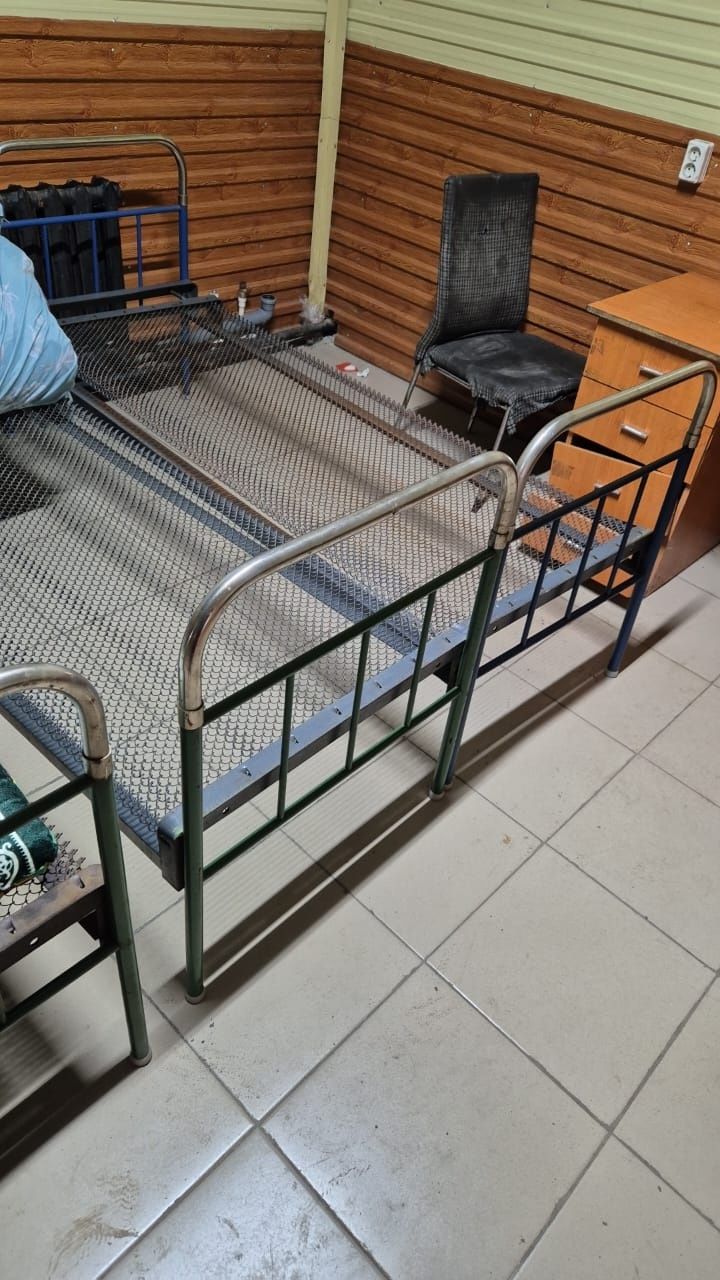 Продам кровать хороший состояние