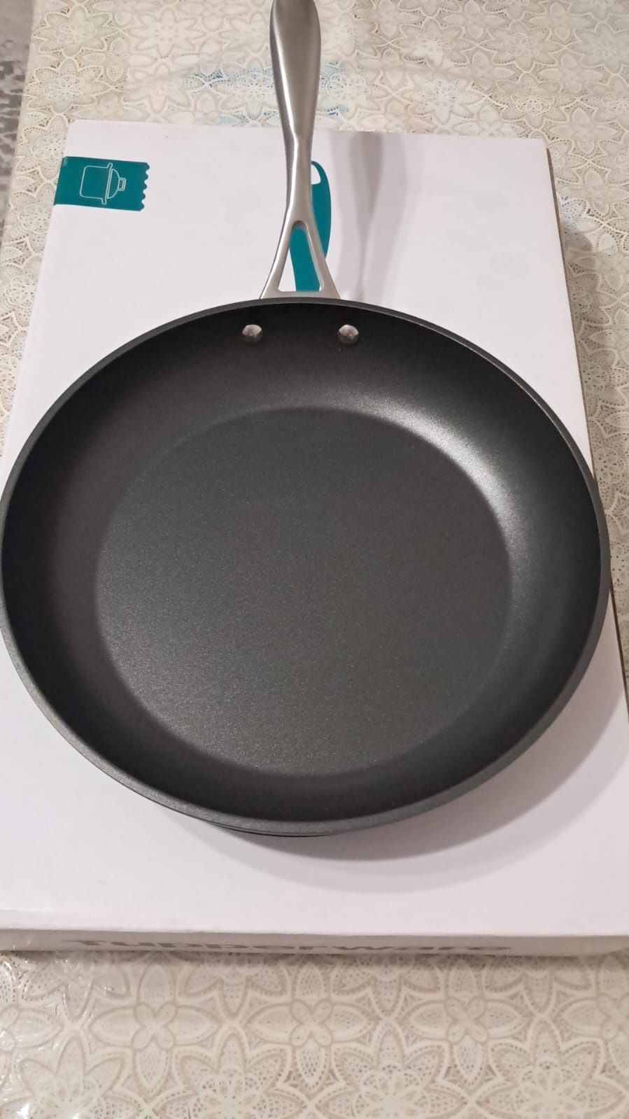Продам посуду Tapperware