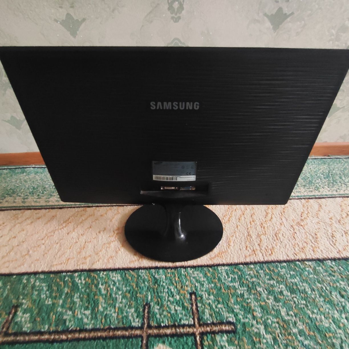 Монитор Samsung 24