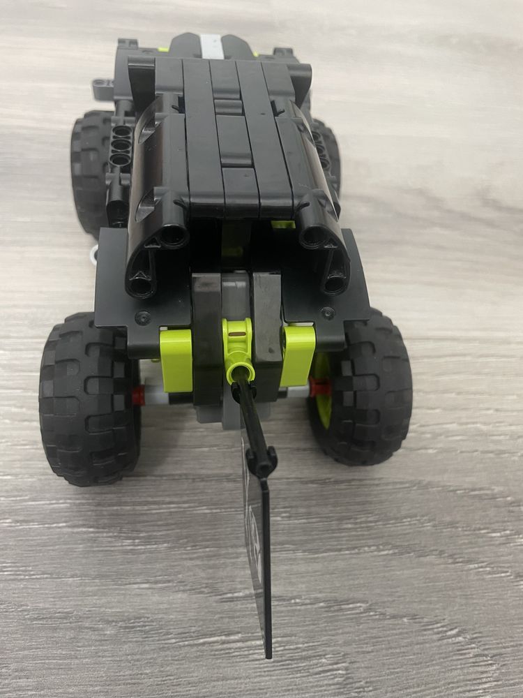 Lego tecnic 42118, monster truck, 212-деталей