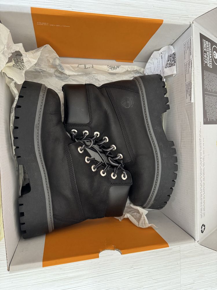 Ботинки Timberland черные, женские.