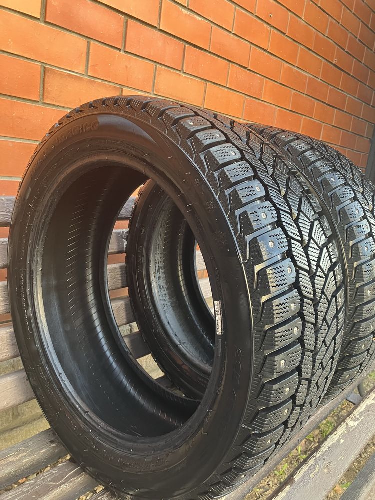 Комплект зимней резины Viatti Brina Nordico v-522, 225 45 R17, 94T