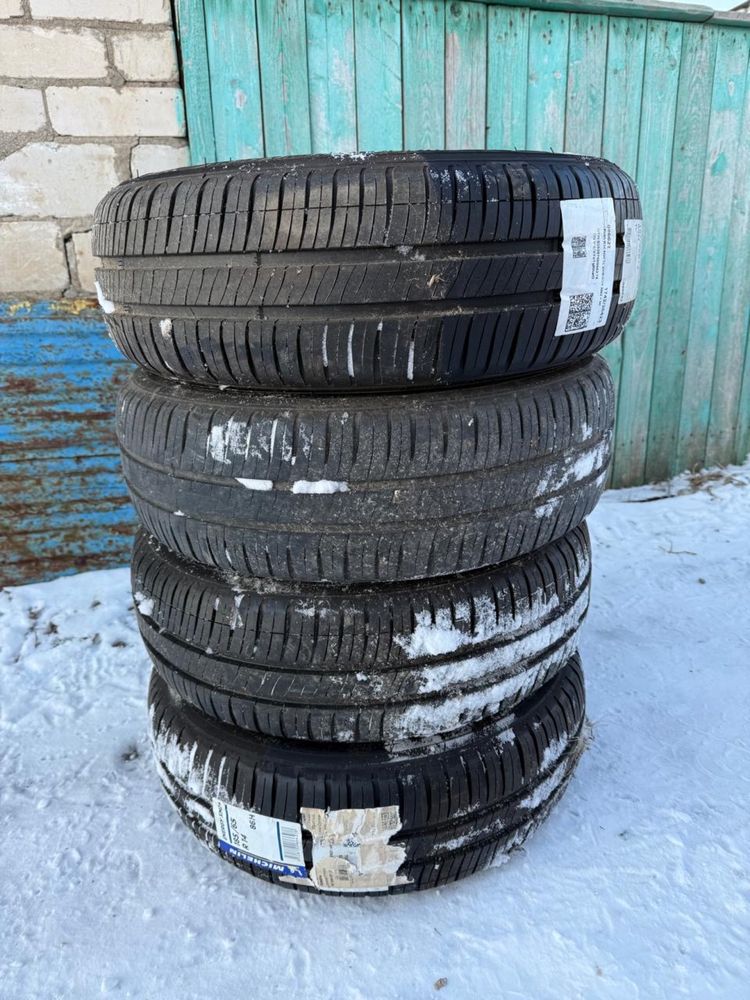 Продам Летние шины MICHELIN 185/65 R14. В хорошем состояние