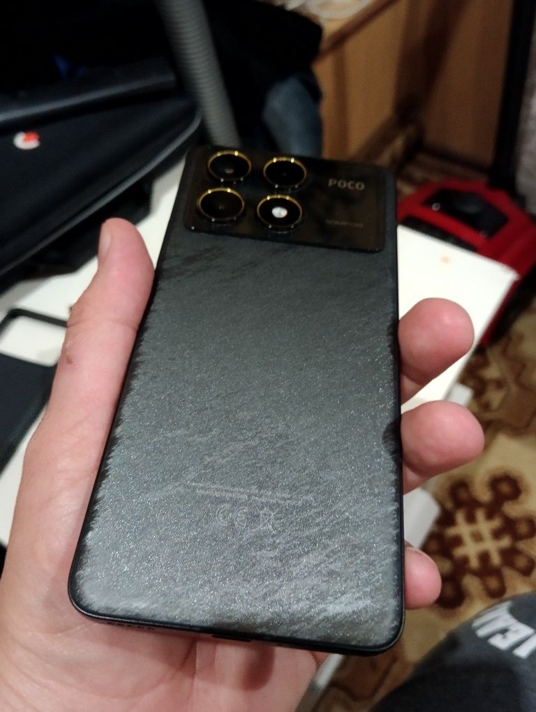 Poco f6pro (12/512)