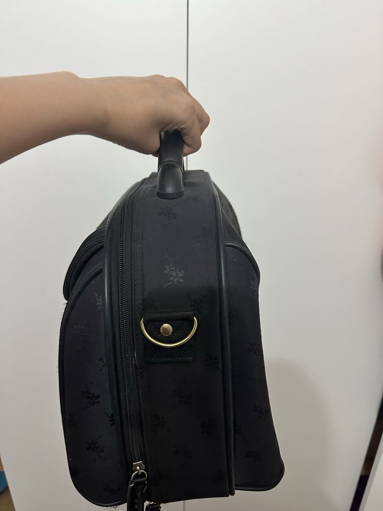 Продам мини чемоданчик