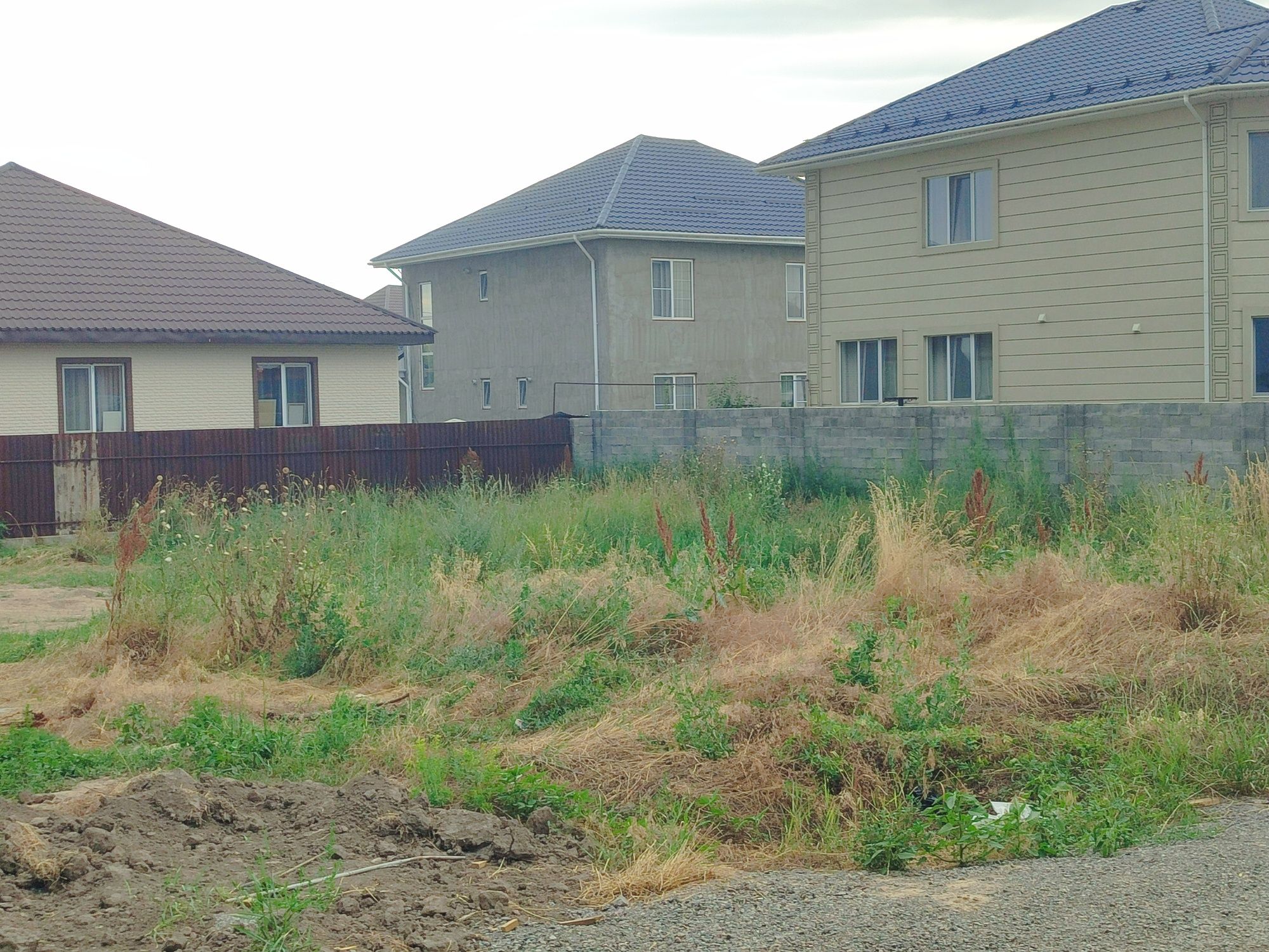 Продам участок 7 соток в Туздыбастау